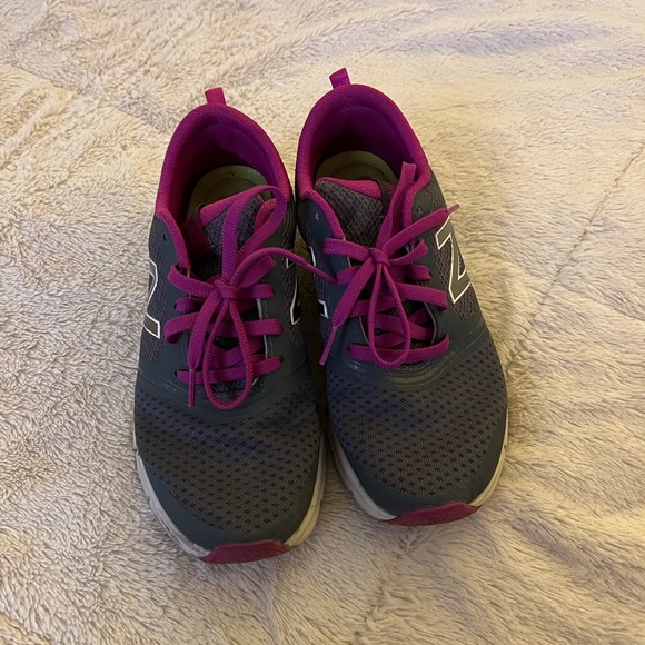 New Balance | Size 7.5 | Grey and Fusia - Picture 2 of 5